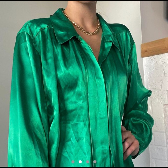 emerald green silk button up oversized blouse - Picture 2 of 4